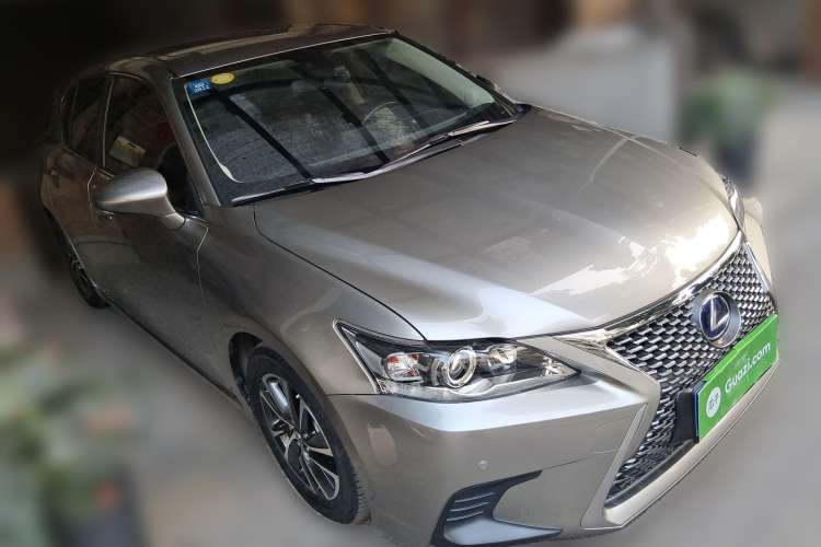 Used Lexus CT 2017 CT200h Comfort Edition Monochrome China V Standard Front Right 45 Deg