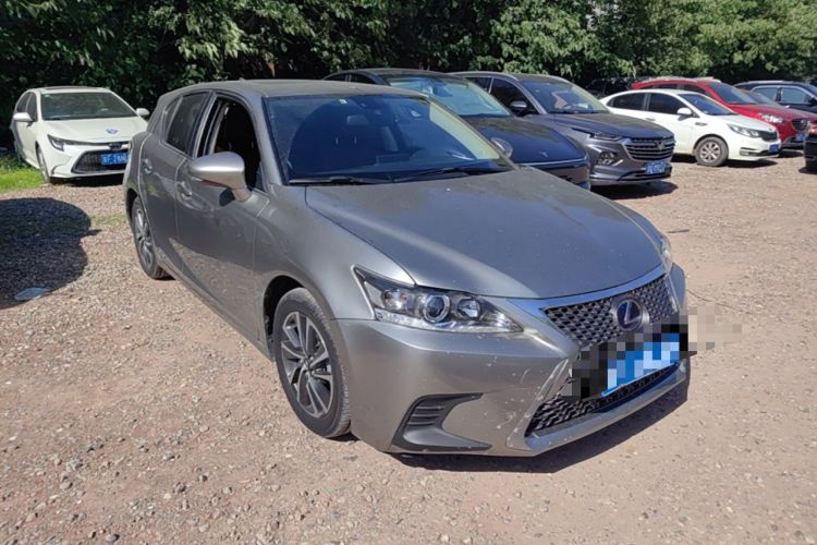 Used Lexus CT 2017 CT200h Comfort Edition Monochrome China V Standard Front Right 45 Deg