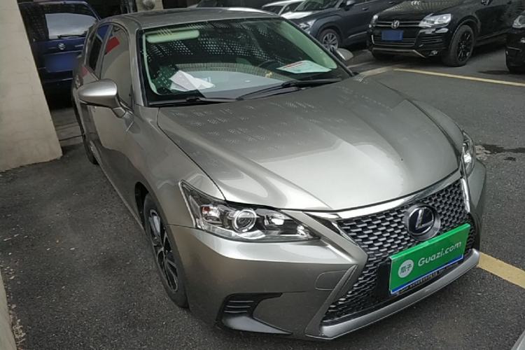 Used Lexus CT 2017 CT200h Comfort Edition Monochrome China VI Front Right 45 Deg