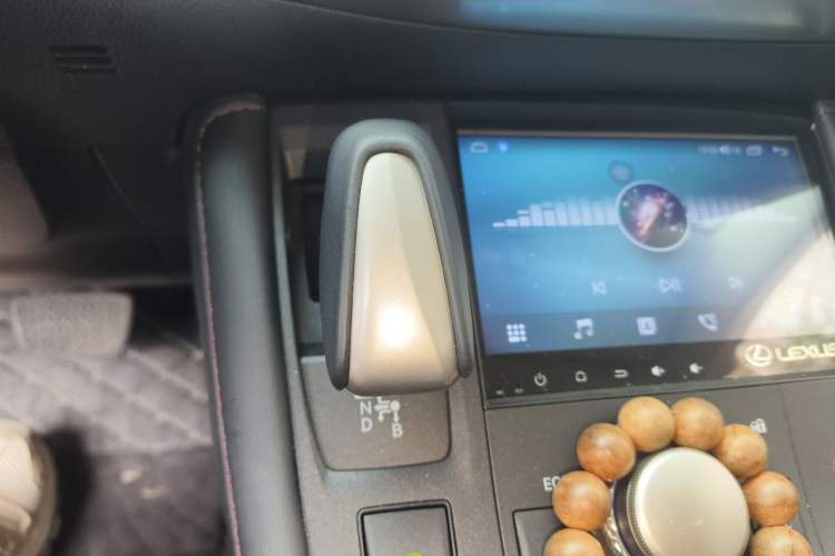 Used Lexus CT 2017 CT200h Elite Edition Monotone China VI Gear Lever