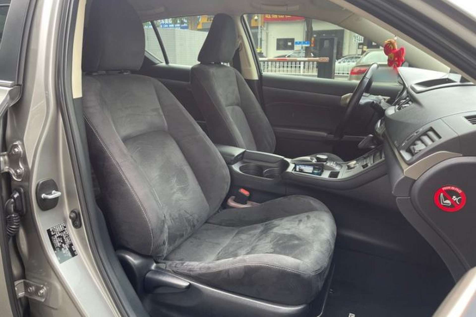 Used Lexus CT 2017 CT200h Elite Edition Monotone China VI Interior 4