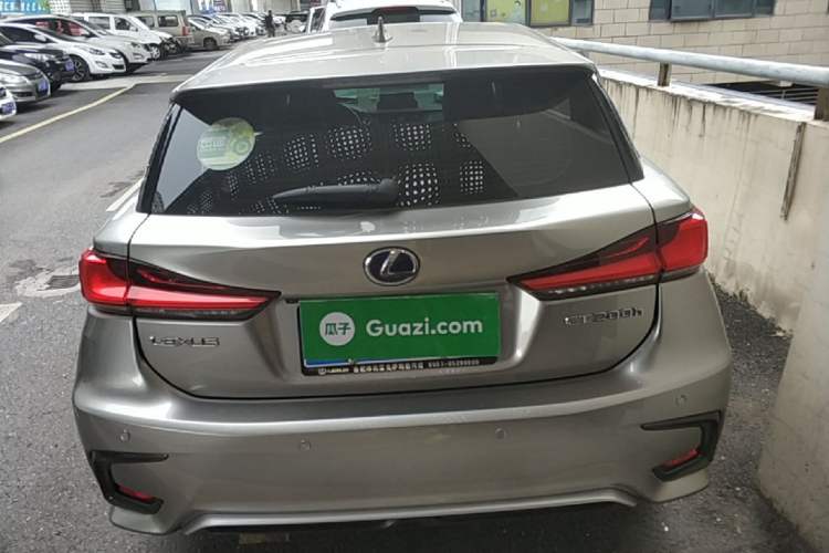 Used Lexus CT 2017 CT200h Comfort Edition Monochrome China VI Rear