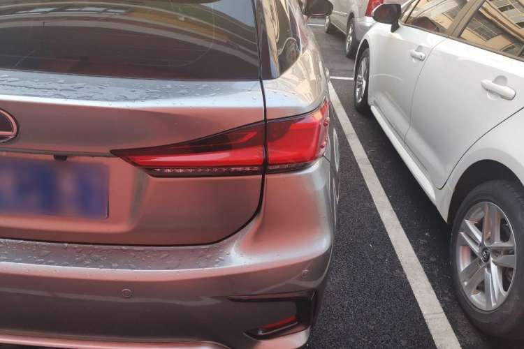 Used Lexus CT 2017 CT200h Elite Edition Solid Color China V Standard Right Rear Taillight