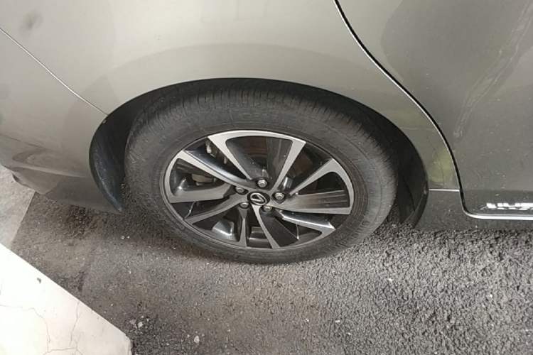 Used Lexus CT 2017 CT200h Comfort Edition Monochrome China VI Right Rear Wheel Hub