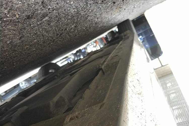 Used Lexus CT 2017 CT200h Comfort Edition Monochrome China VI Right Side Sill
