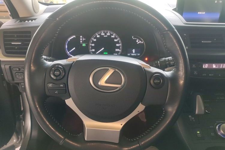 Used Lexus CT 2017 CT200h Comfort Edition Monochrome China V Standard Steering Wheel