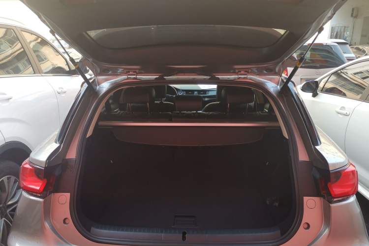 Used Lexus CT 2017 CT200h Elite Edition Solid Color China V Standard Trunk
