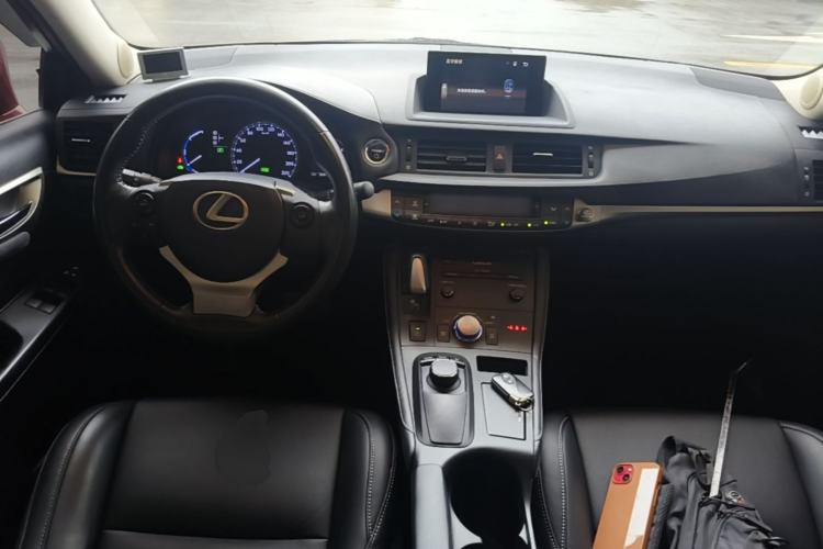 Used Lexus CT 2017 CT200h Comfort Edition Monochrome China V Standard Center Console