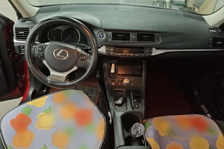 Used Lexus CT 2017 CT200h Elite Edition Monotone China VI Center Console