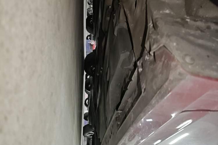 Used Lexus CT 2017 CT200h Elite Edition Monotone China VI Chassis Front Left