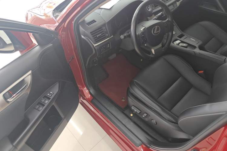 Used Lexus CT 2017 CT200h Elite Edition Solid Color China V Standard Driver Seat