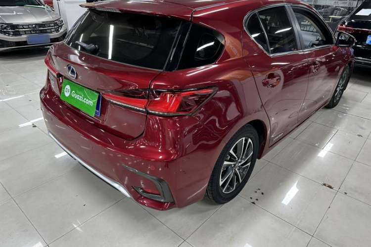 Used Lexus CT 2017 CT200h Comfort Edition Monochrome China V Standard Exterior 3
