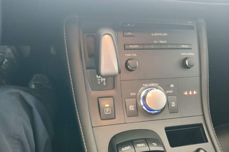 Used Lexus CT 2017 CT200h Comfort Edition Monochrome China V Standard Gear Lever