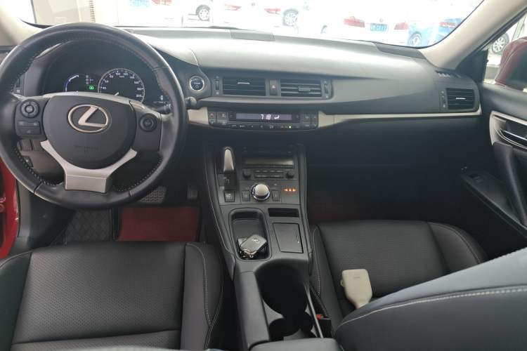 Used Lexus CT 2017 CT200h Elite Edition Solid Color China V Standard Gear Lever