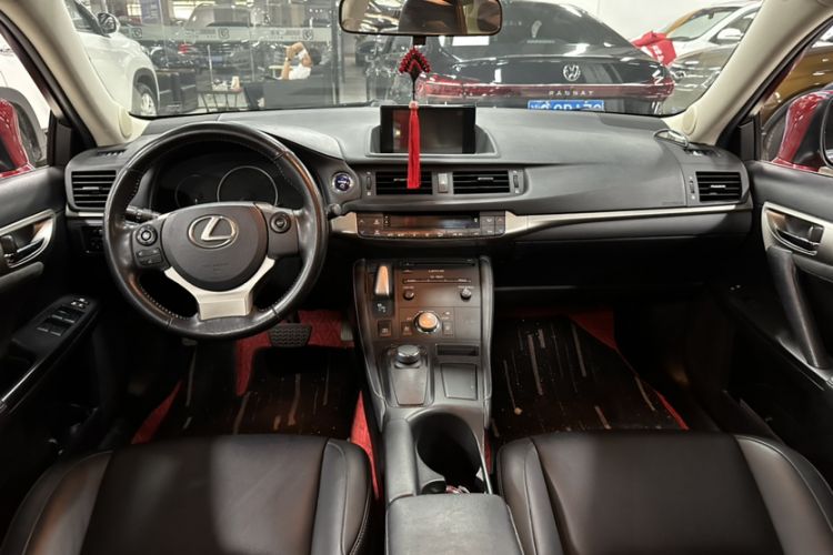 Used Lexus CT 2017 CT200h Comfort Edition Monochrome China V Standard Interior 3