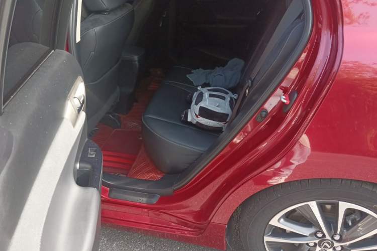 Used Lexus CT 2017 CT200h Comfort Edition Monochrome China V Standard Left Rear Seat