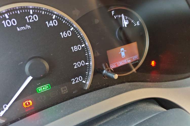 Used Lexus CT 2017 CT200h Elite Edition Solid Color China V Standard Odometer Close Up
