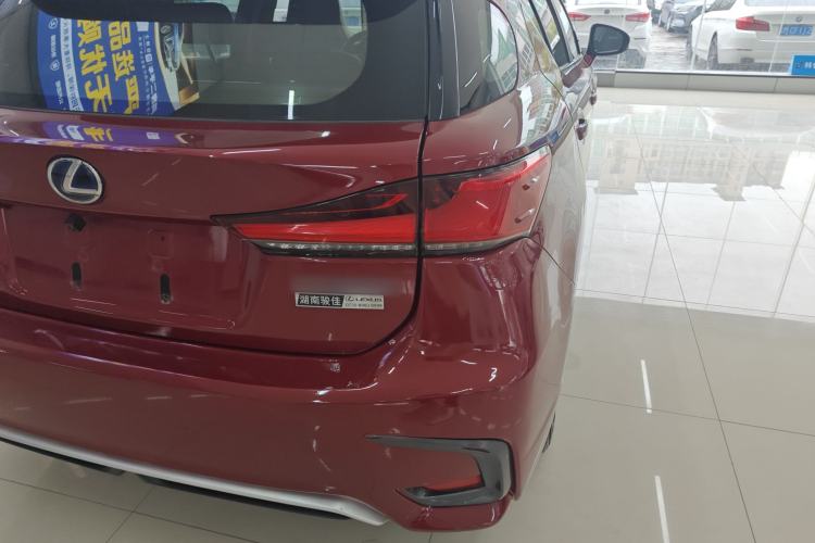 Used Lexus CT 2017 CT200h Elite Edition Solid Color China V Standard Right Rear Taillight