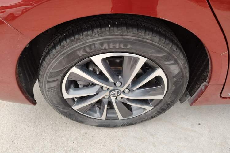 Used Lexus CT 2017 CT200h Elite Edition Monotone China VI Right Rear Wheel Hub
