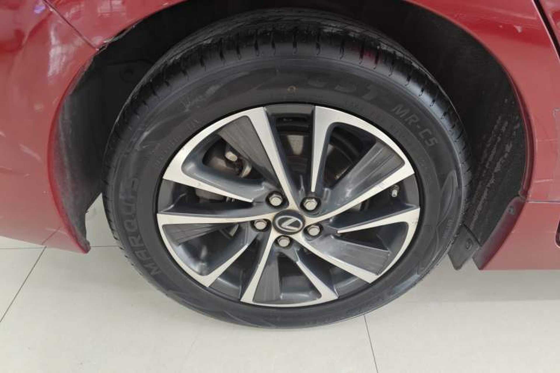 Used Lexus CT 2017 CT200h Elite Edition Solid Color China V Standard Right Rear Wheel Hub