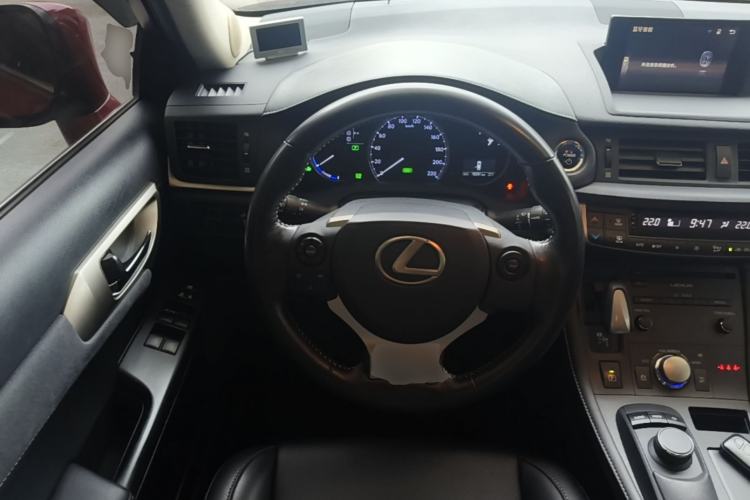 Used Lexus CT 2017 CT200h Comfort Edition Monochrome China V Standard Steering Wheel