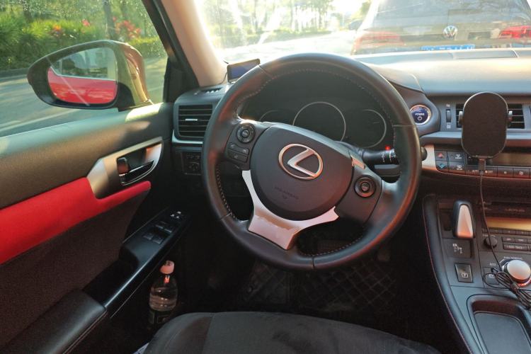 Used Lexus CT 2017 CT200h Elite Edition Solid Color China V Standard Steering Wheel