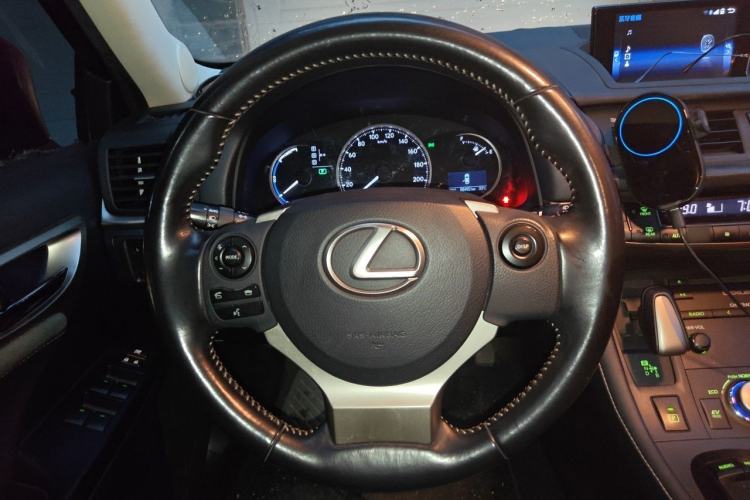 Used Lexus CT 2017 CT200h F SPORT Monochrome China VI Standard Steering Wheel