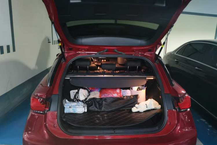 Used Lexus CT 2017 CT200h F SPORT Two-Tone China V Standard Trunk