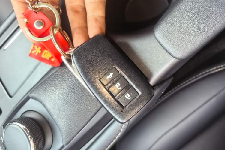 Used Lexus CT 2017 CT200h Comfort Edition Monochrome China V Standard Vehicle Key