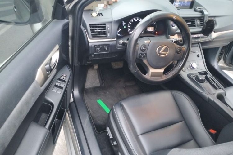 Used Lexus CT 2017 CT200h Comfort Edition Monochrome China V Standard Driver Seat