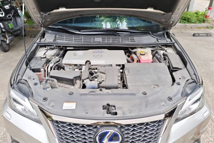Used Lexus CT 2017 CT200h F SPORT Two-Tone China V Standard Engine Bay