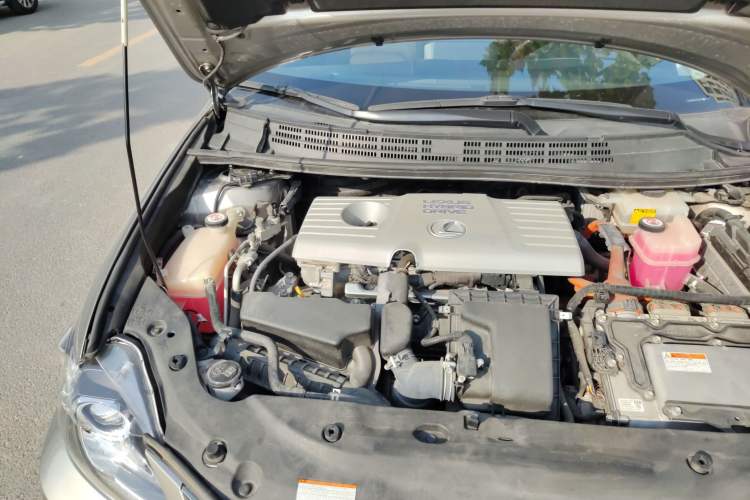 Used Lexus CT 2017 CT200h Elite Edition Solid Color China V Standard Engine Bay Right