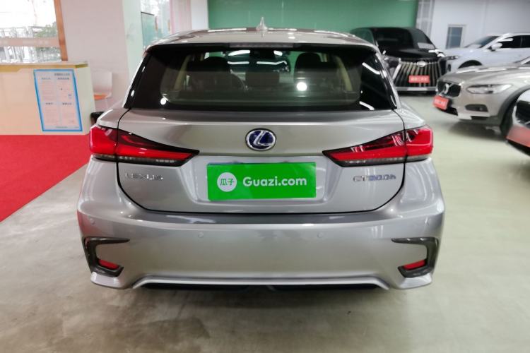 Used Lexus CT 2017 CT200h Elite Edition Solid Color China V Standard Exterior 4