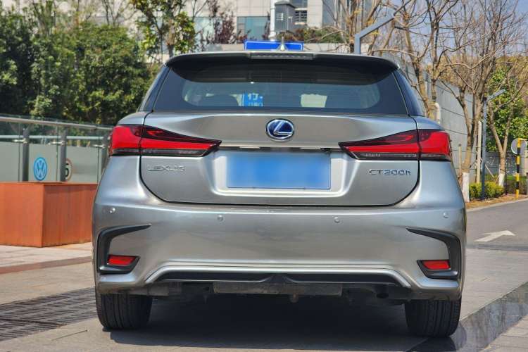 Used Lexus CT 2017 CT200h Elite Edition Solid Color China V Standard Exterior 6