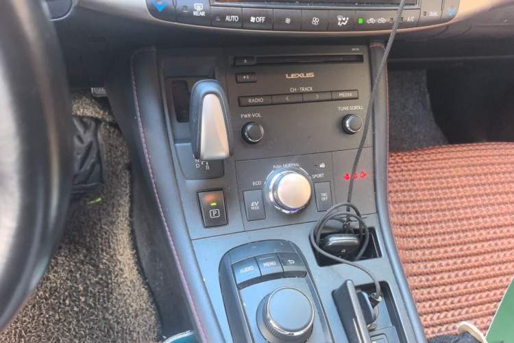 Used Lexus CT 2017 CT200h Comfort Edition Monochrome China V Standard Gear Lever