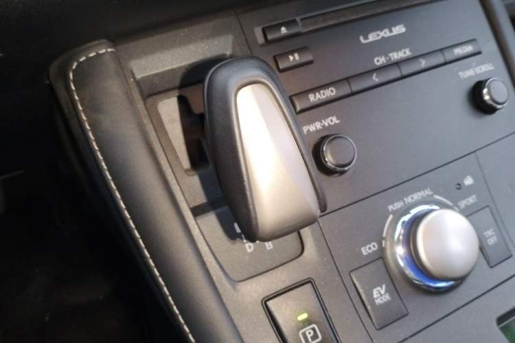 Used Lexus CT 2017 CT200h Comfort Edition Monochrome China V Standard Gear Lever