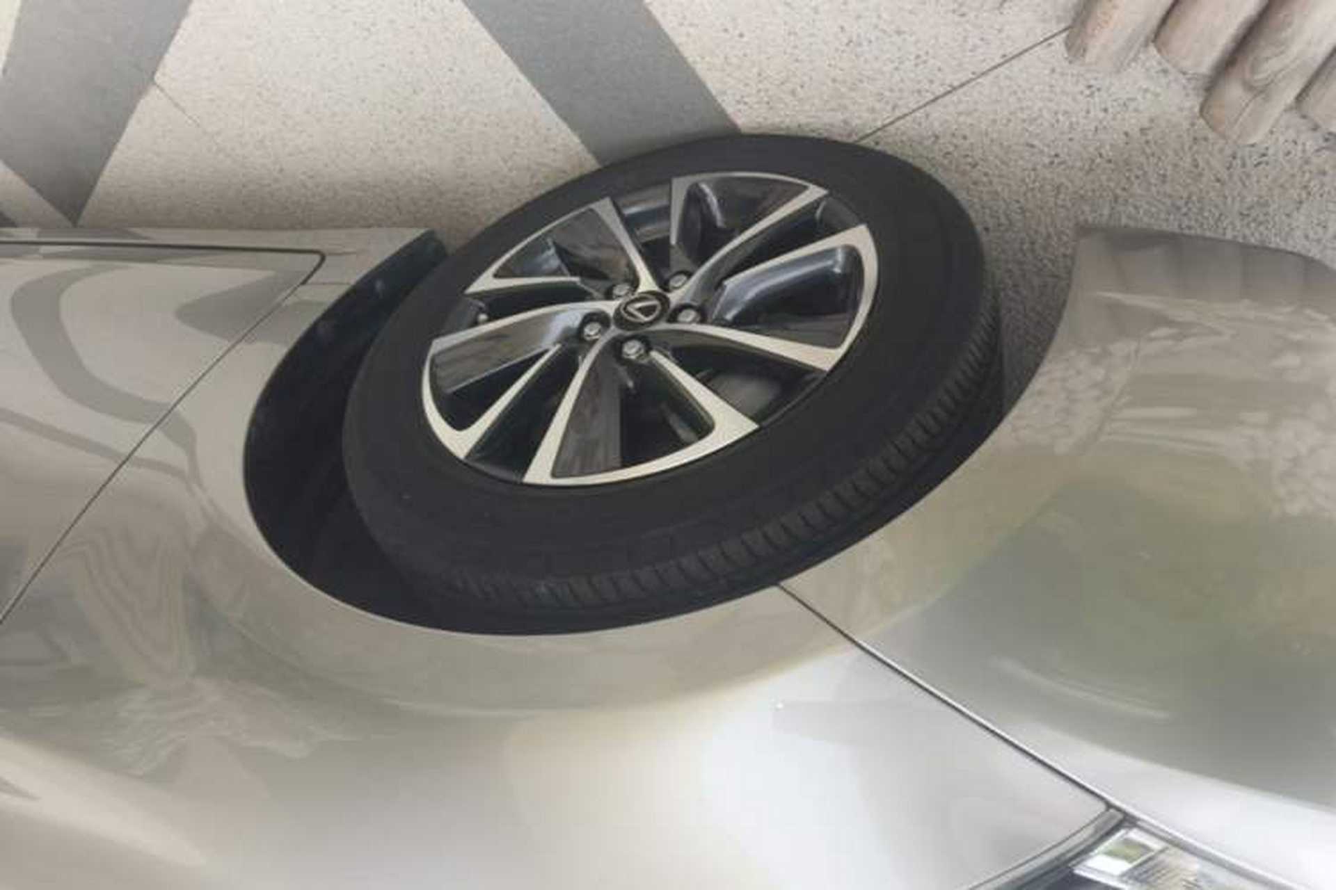 Used Lexus CT 2017 CT200h Elite Edition Monotone China VI Left Front Wheel Hub