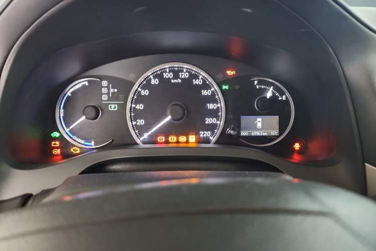 Used Lexus CT 2017 CT200h Elite Edition Solid Color China V Standard Odometer Close Up