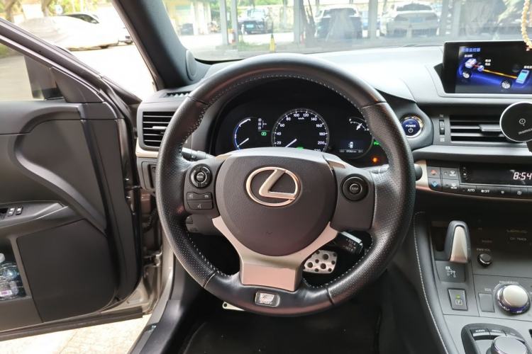 Used Lexus CT 2017 CT200h F SPORT Two-Tone China V Standard Steering Wheel