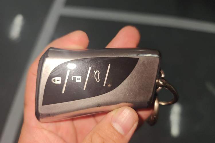 Used Lexus CT 2017 CT200h Elite Edition Solid Color China V Standard Vehicle Key