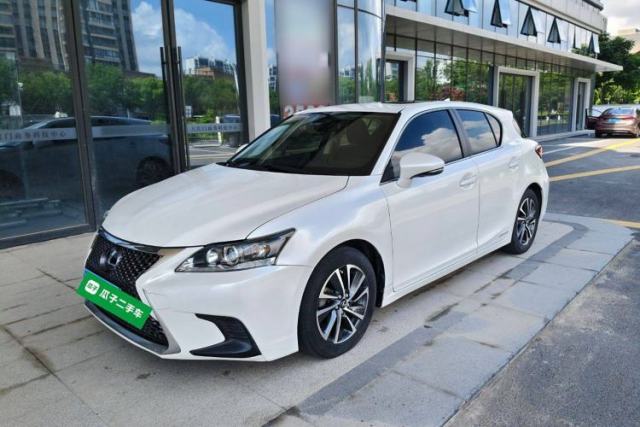 Used Lexus CT 2017 CT200h Comfort Edition Monochrome China VI