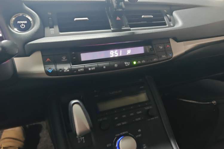 Used Lexus CT 2017 CT200h Elite Edition Monotone China VI Audio And AC Panel