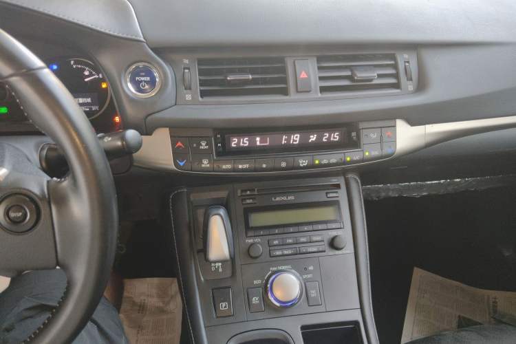 Used Lexus CT 2017 CT200h Elite Edition Monotone China VI Audio And AC Panel