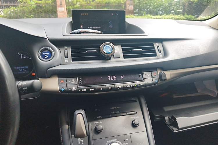 Used Lexus CT 2017 CT200h Comfort Edition Monochrome China V Standard Audio And AC Panel