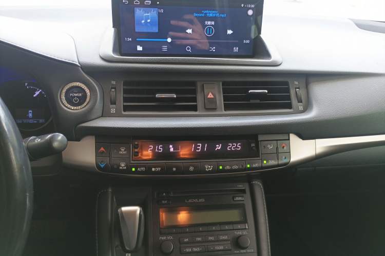 Used Lexus CT 2017 CT200h Elite Edition Solid Color China V Standard Audio And AC Panel