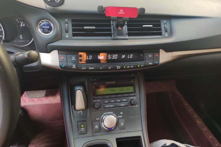 Used Lexus CT 2017 CT200h Elite Edition Two-Tone China V Standard Audio And AC Panel
