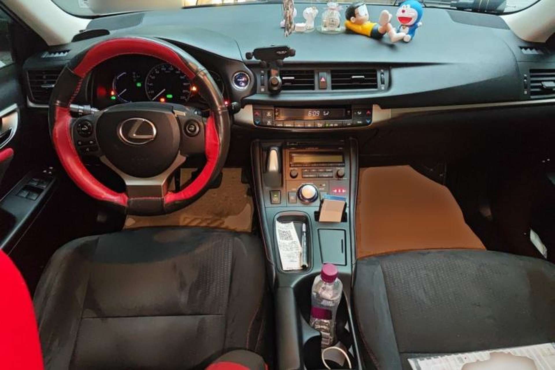 Used Lexus CT 2017 CT200h Elite Edition Solid Color China V Standard Center Console
