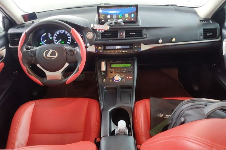 Used Lexus CT 2017 CT200h Elite Edition Solid Color China V Standard Center Console