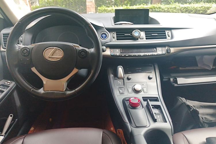 Used Lexus CT 2017 CT200h Comfort Edition Monochrome China V Standard Center Console