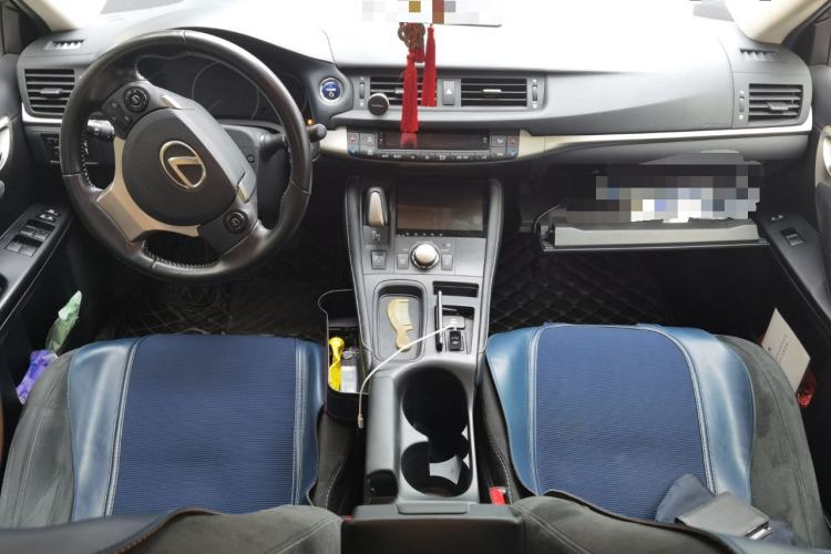 Used Lexus CT 2017 CT200h Elite Edition Solid Color China V Standard Center Console